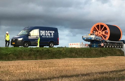 Cable drum with HV cable and NKT car